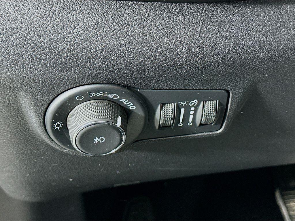 used 2022 Jeep Compass car, priced at $23,899