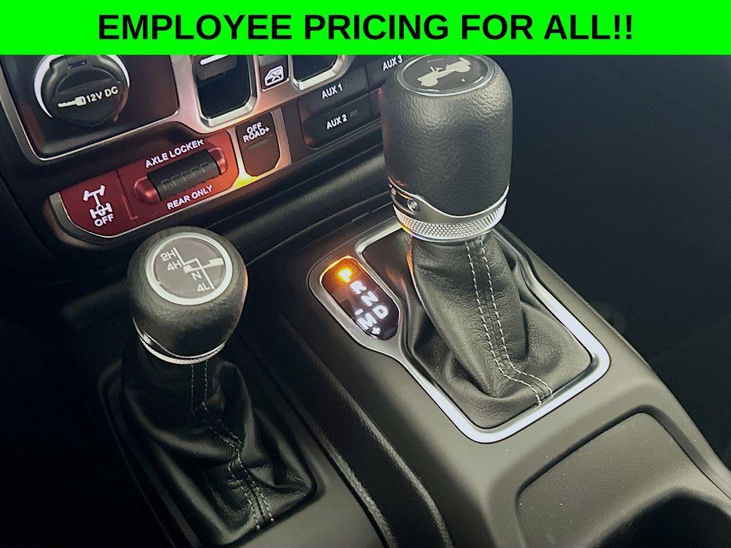 new 2025 Jeep Wrangler car, priced at $53,435