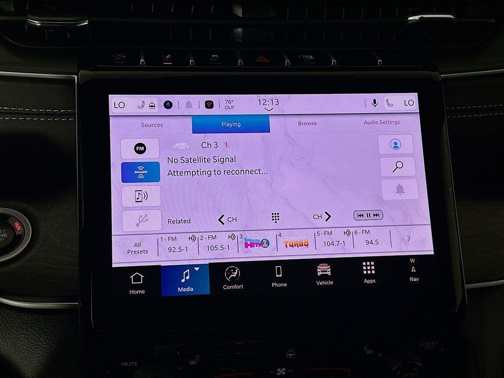 new 2025 Jeep Grand Cherokee car, priced at $45,176
