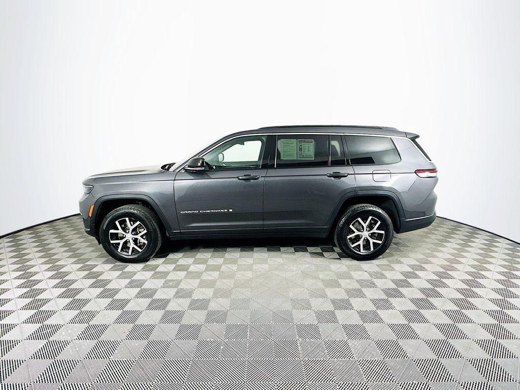 used 2024 Jeep Grand Cherokee L car, priced at $38,994