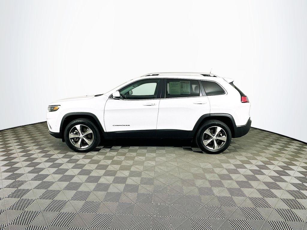 used 2021 Jeep Cherokee car, priced at $21,990