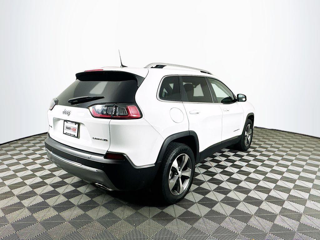 used 2021 Jeep Cherokee car, priced at $21,990