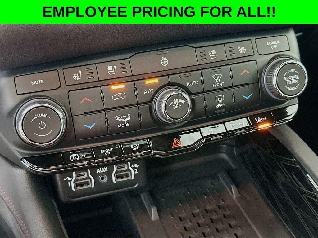 new 2025 Dodge Durango car, priced at $45,269