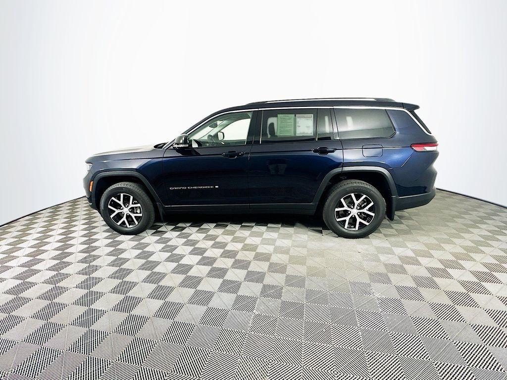 used 2023 Jeep Grand Cherokee L car, priced at $35,554