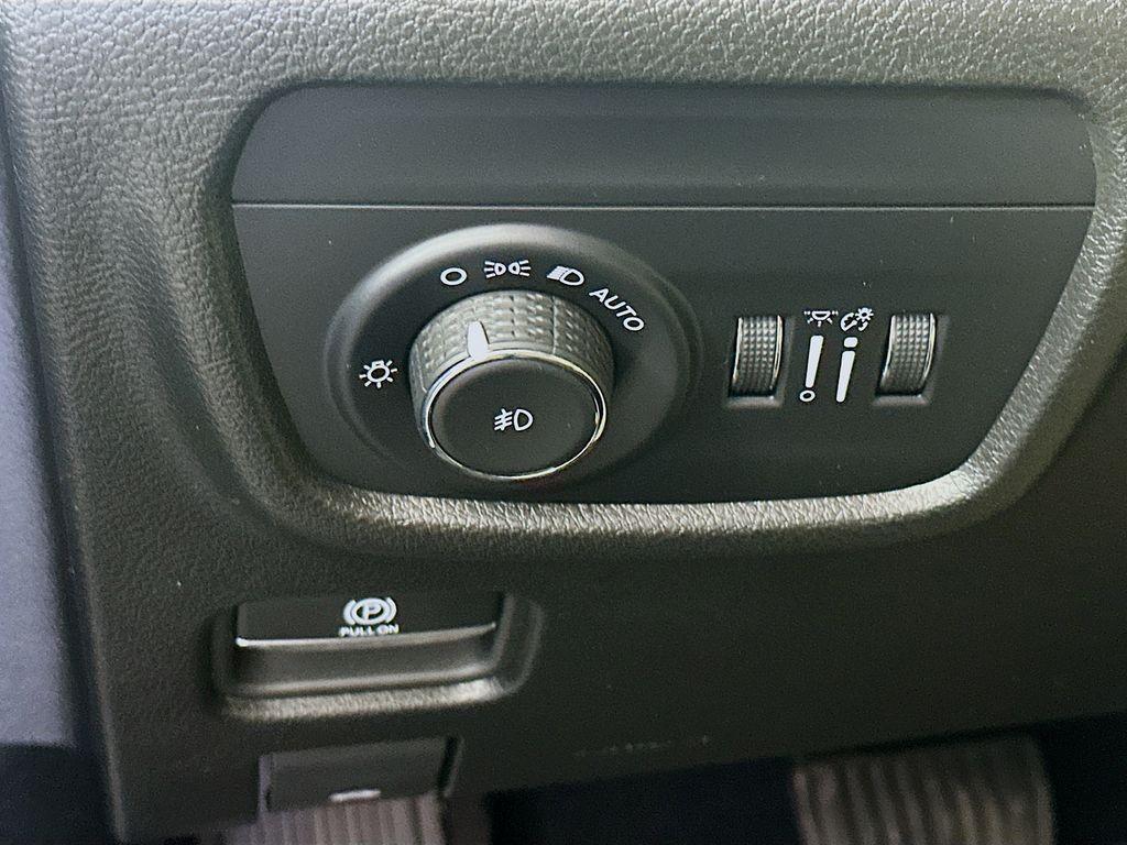 used 2023 Jeep Grand Cherokee L car, priced at $35,554