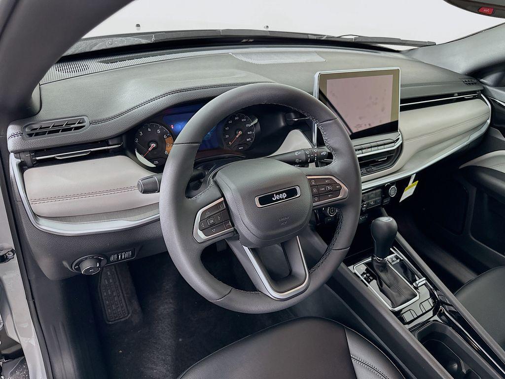 new 2025 Jeep Compass car, priced at $30,105
