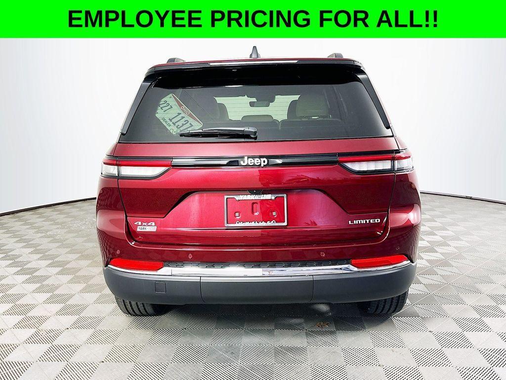 new 2025 Jeep Grand Cherokee car, priced at $47,750
