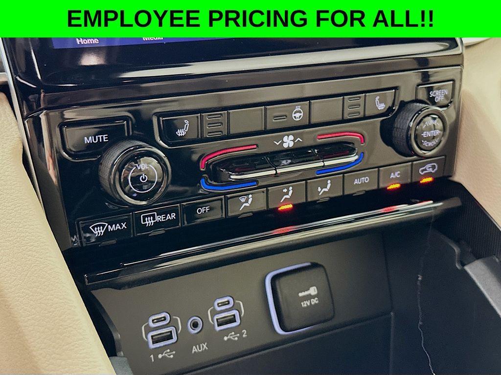 new 2025 Jeep Grand Cherokee car, priced at $47,750