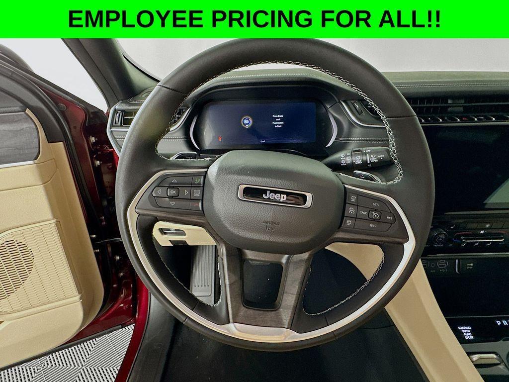 new 2025 Jeep Grand Cherokee car, priced at $47,750