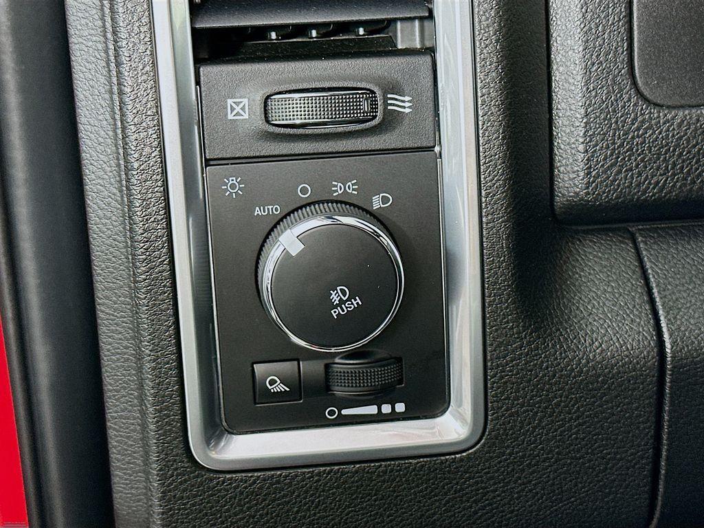 used 2022 Ram 1500 Classic car, priced at $33,399