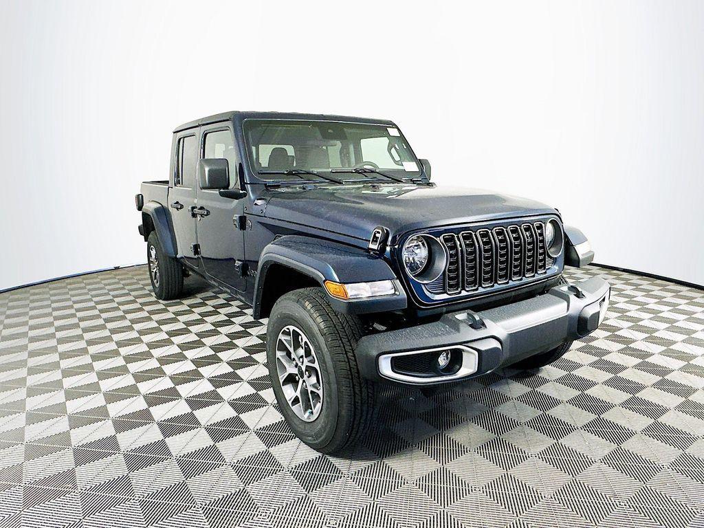 new 2025 Jeep Gladiator car, priced at $42,895