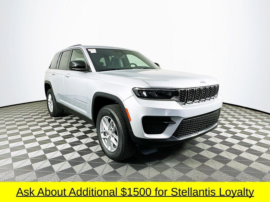 new 2025 Jeep Grand Cherokee car, priced at $39,186