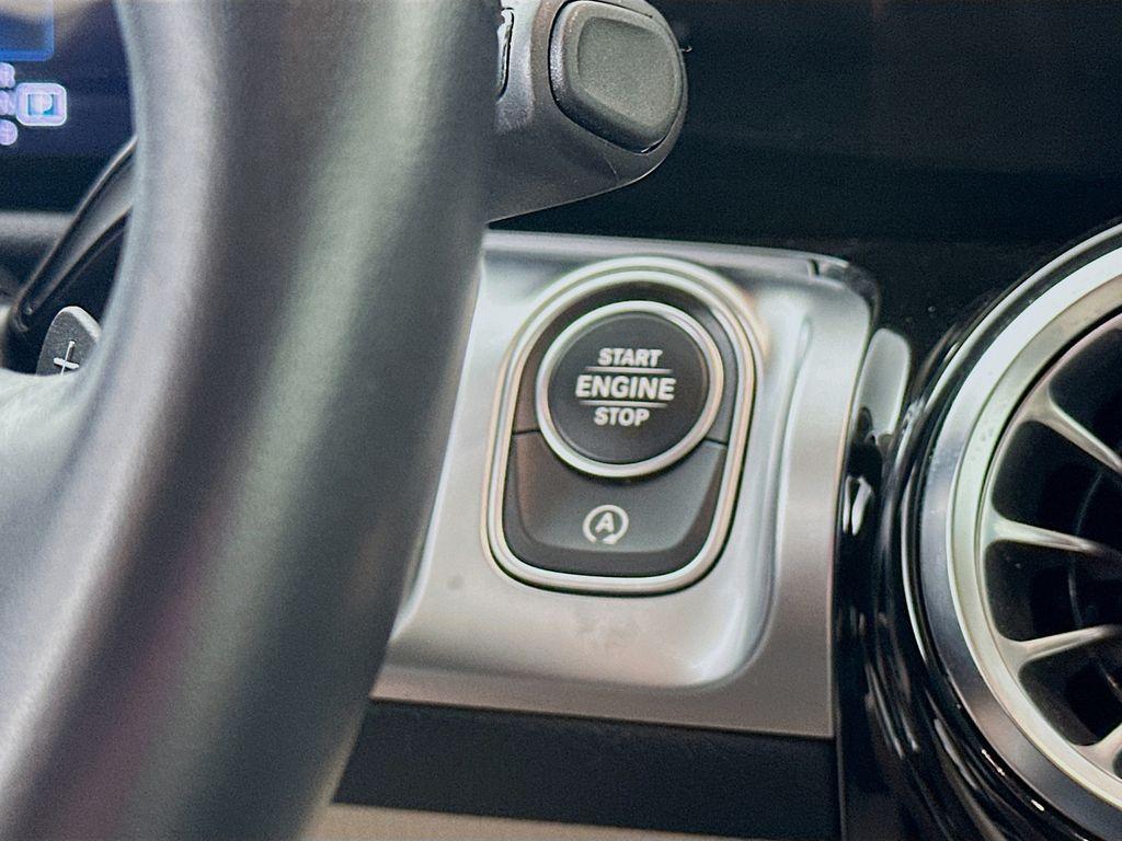 used 2022 Mercedes-Benz GLB 250 car, priced at $23,899