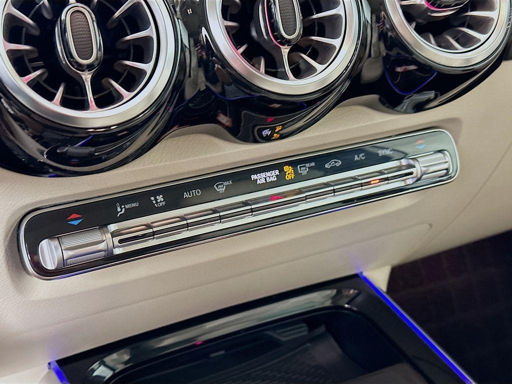 used 2022 Mercedes-Benz GLB 250 car, priced at $23,899