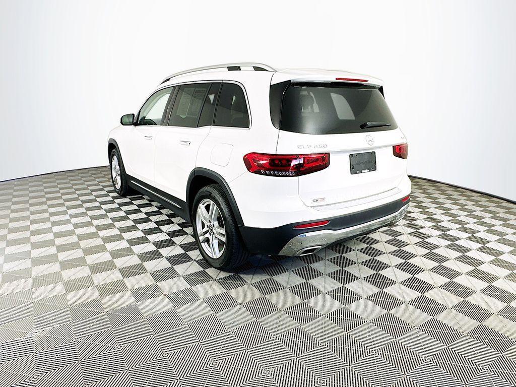 used 2022 Mercedes-Benz GLB 250 car, priced at $23,899