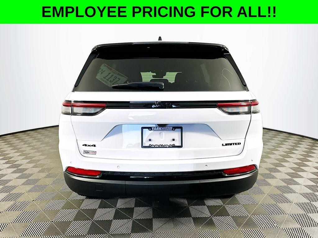 new 2025 Jeep Grand Cherokee car, priced at $47,326