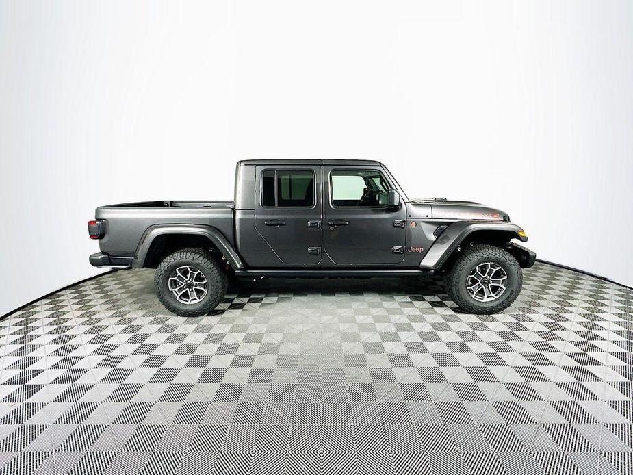 new 2024 Jeep Gladiator car, priced at $55,353