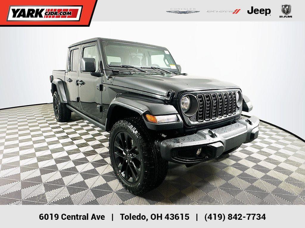 new 2025 Jeep Gladiator car, priced at $40,197