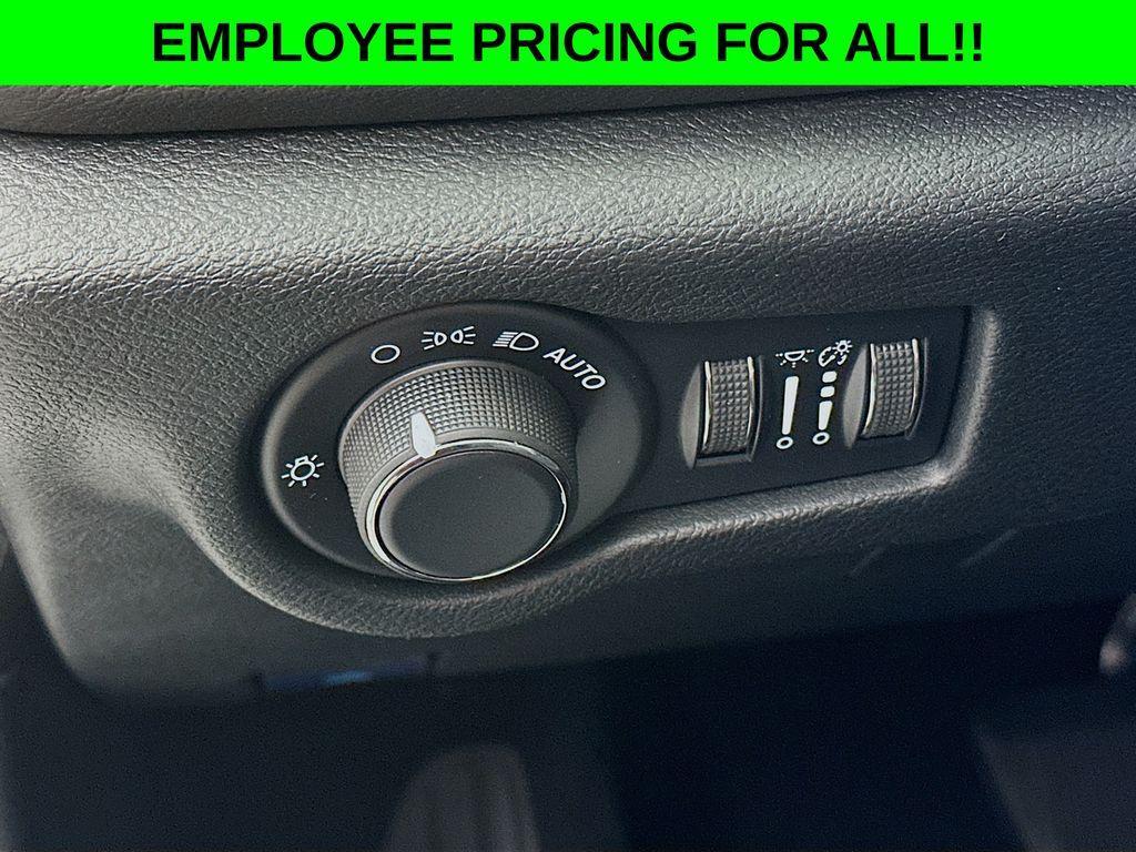 new 2025 Chrysler Voyager car, priced at $39,891