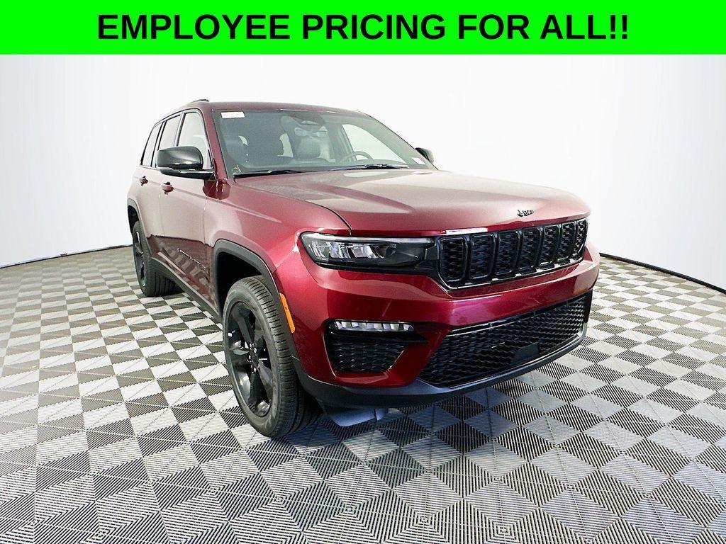 new 2025 Jeep Grand Cherokee car, priced at $45,685