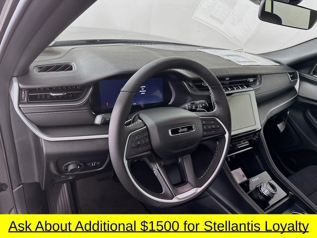 new 2025 Jeep Grand Cherokee L car, priced at $44,391