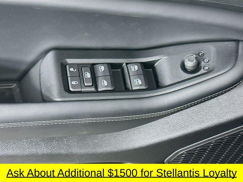 new 2025 Jeep Grand Cherokee L car, priced at $44,391