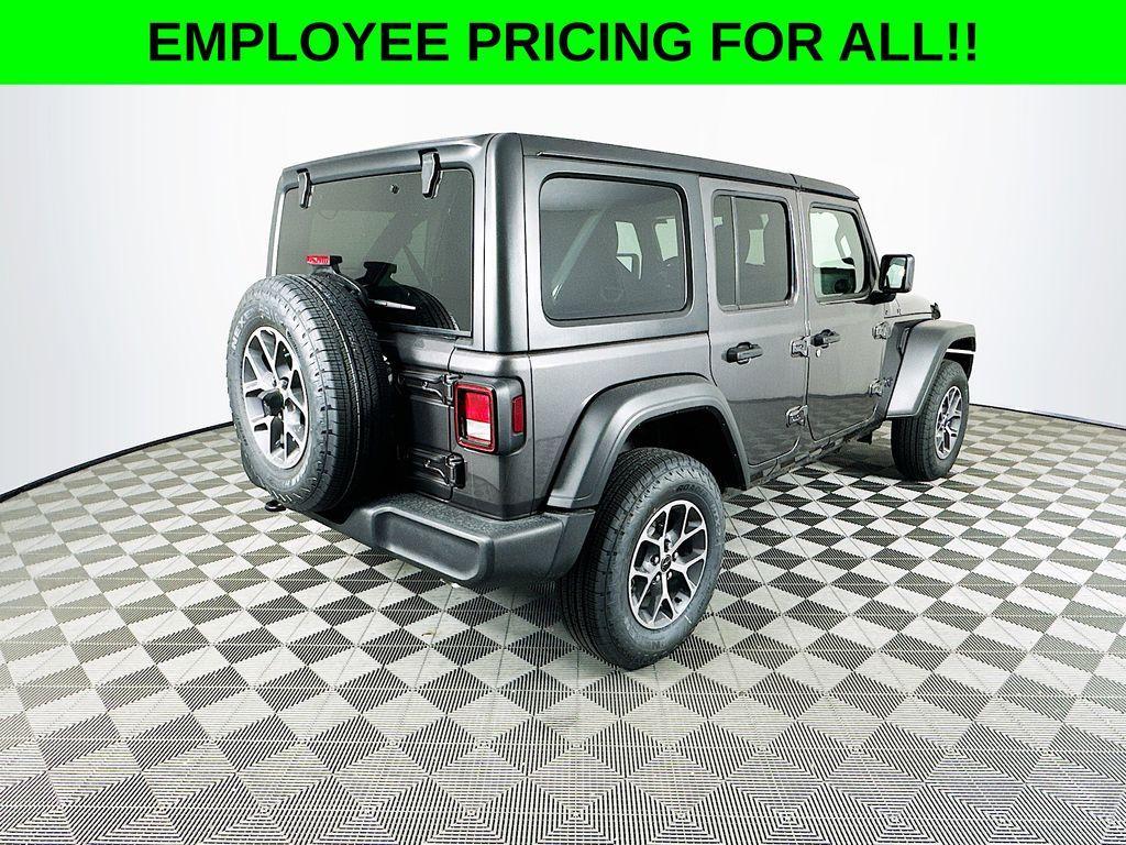 new 2025 Jeep Wrangler car, priced at $48,338