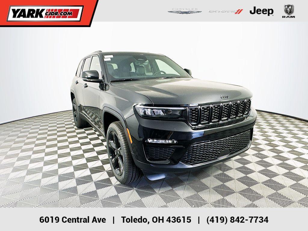 new 2025 Jeep Grand Cherokee car, priced at $45,685