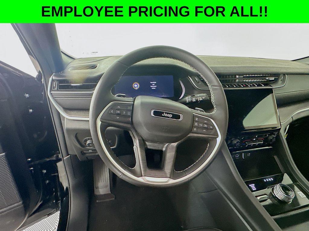 new 2025 Jeep Grand Cherokee car, priced at $44,185