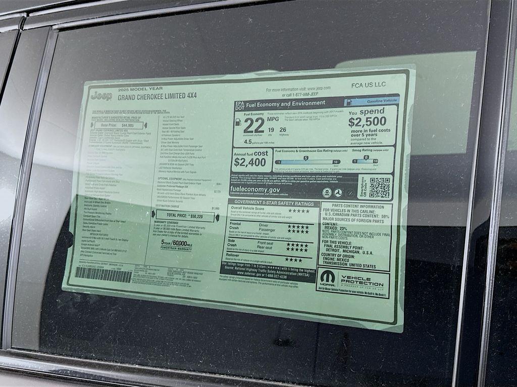 new 2025 Jeep Grand Cherokee car, priced at $45,685