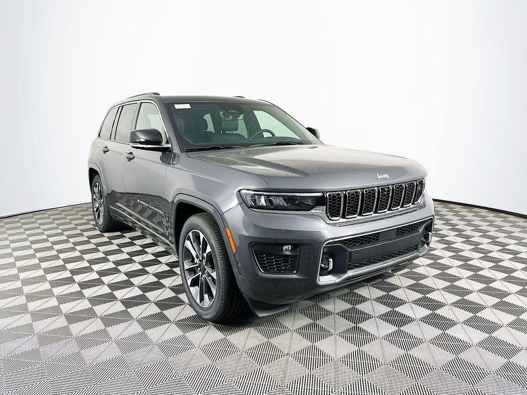 new 2025 Jeep Grand Cherokee car, priced at $60,543