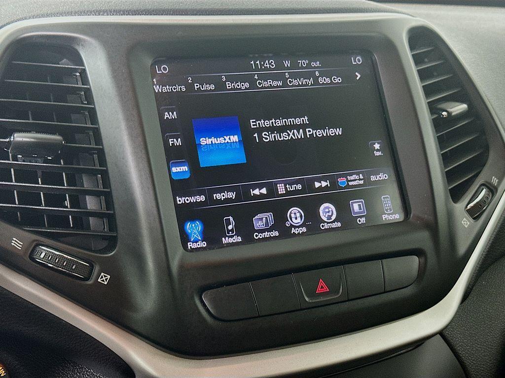 used 2015 Jeep Cherokee car, priced at $12,600