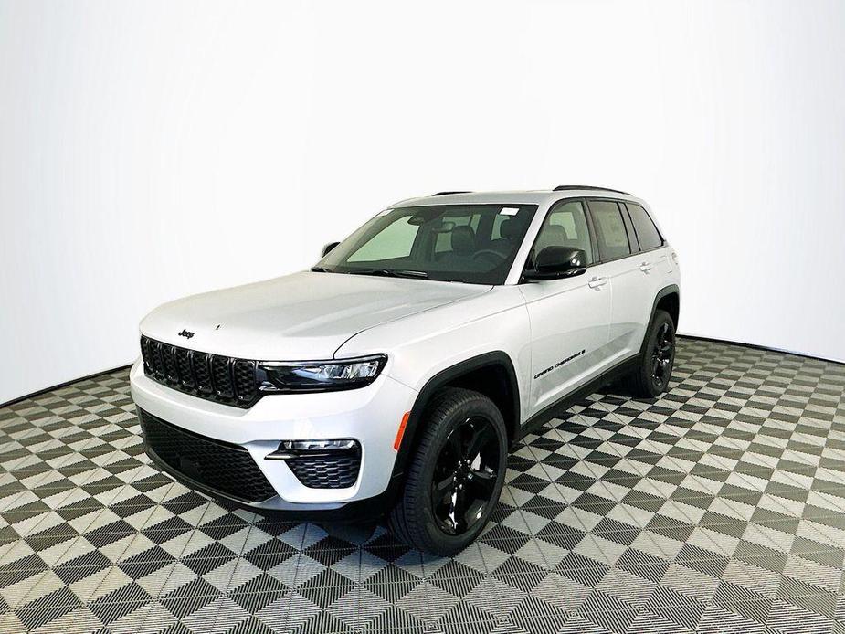 new 2024 Jeep Grand Cherokee car, priced at $44,189