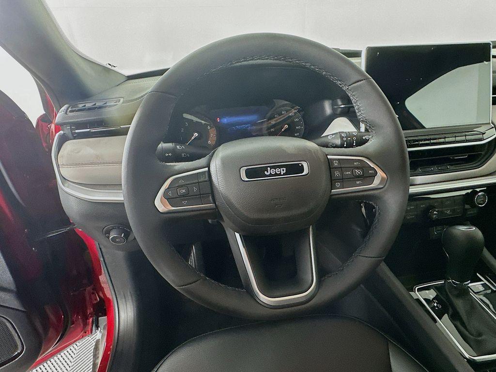new 2025 Jeep Compass car, priced at $30,985