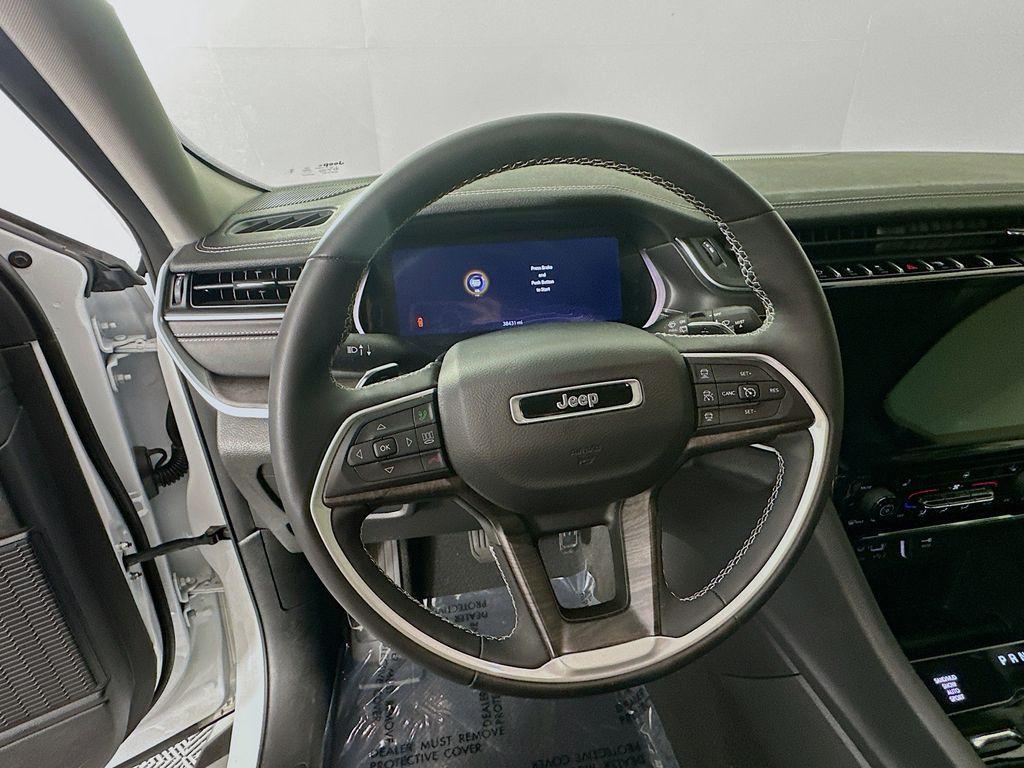 used 2023 Jeep Grand Cherokee L car, priced at $31,998