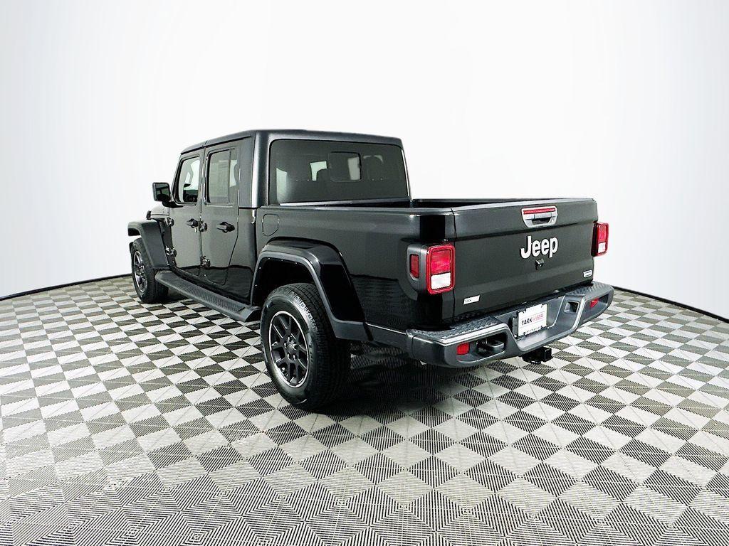 used 2021 Jeep Gladiator car, priced at $30,554