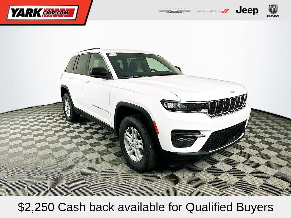 new 2025 Jeep Grand Cherokee car, priced at $37,916