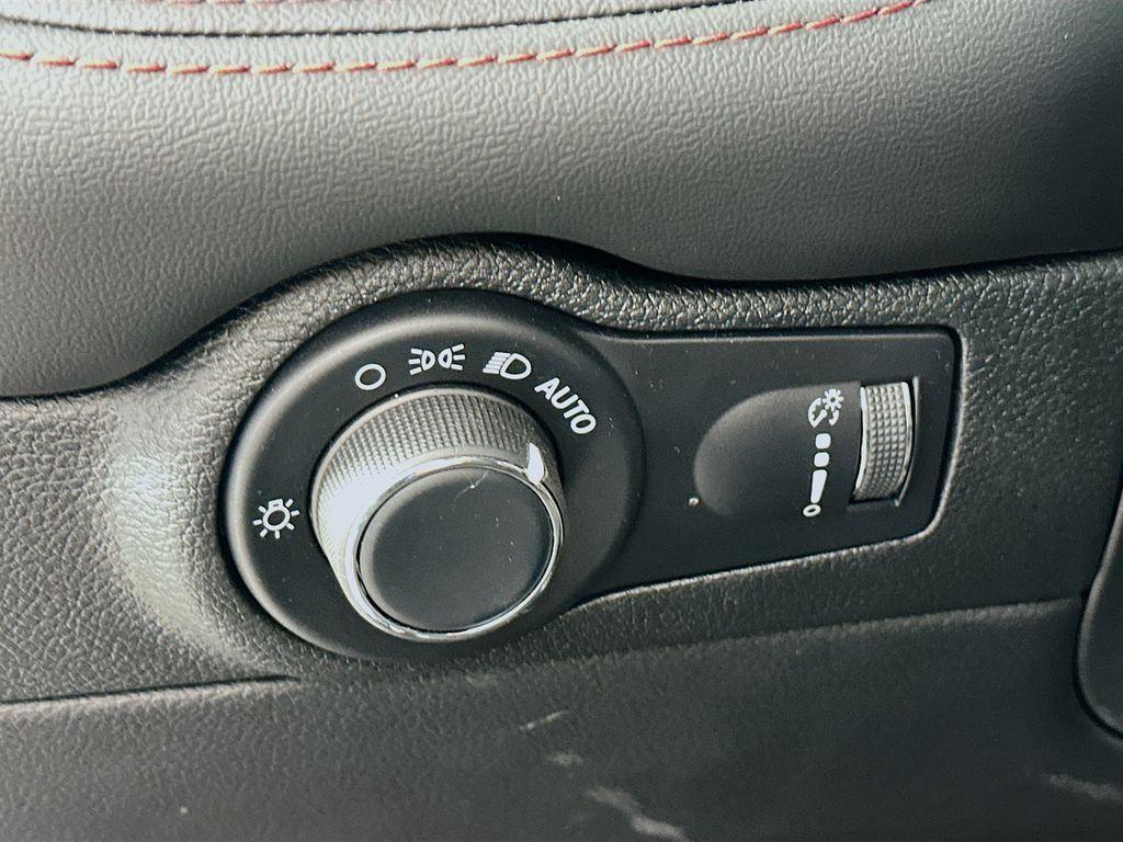 used 2025 Dodge Durango car, priced at $37,909