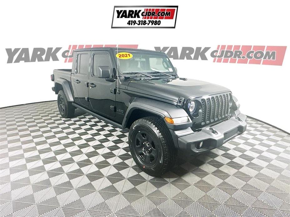 used 2021 Jeep Gladiator car, priced at $32,339