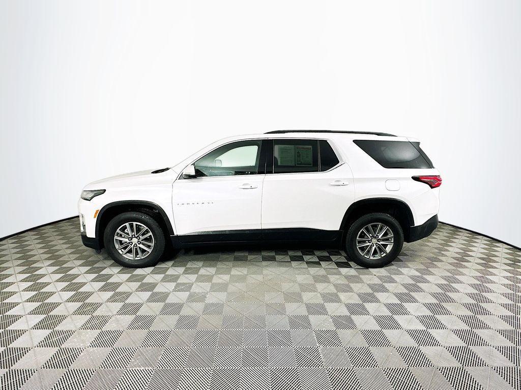 used 2023 Chevrolet Traverse car, priced at $27,499