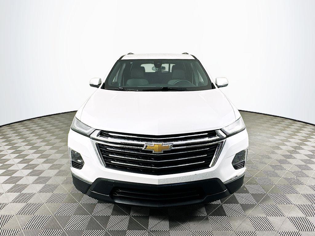 used 2023 Chevrolet Traverse car, priced at $27,499