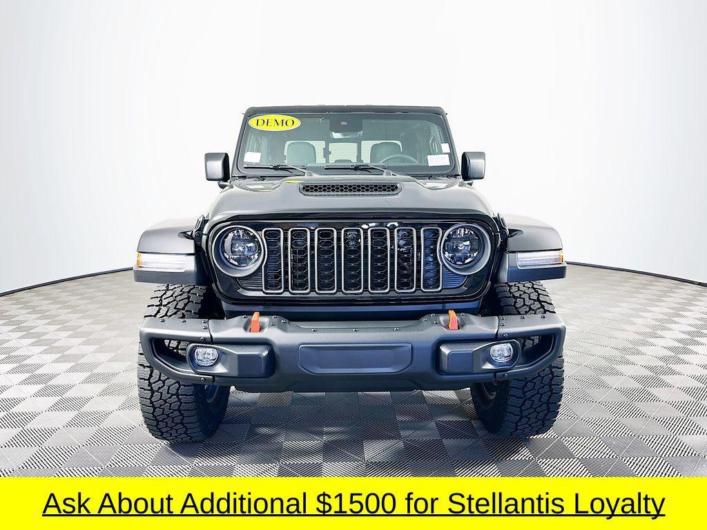 new 2025 Jeep Gladiator car, priced at $52,668
