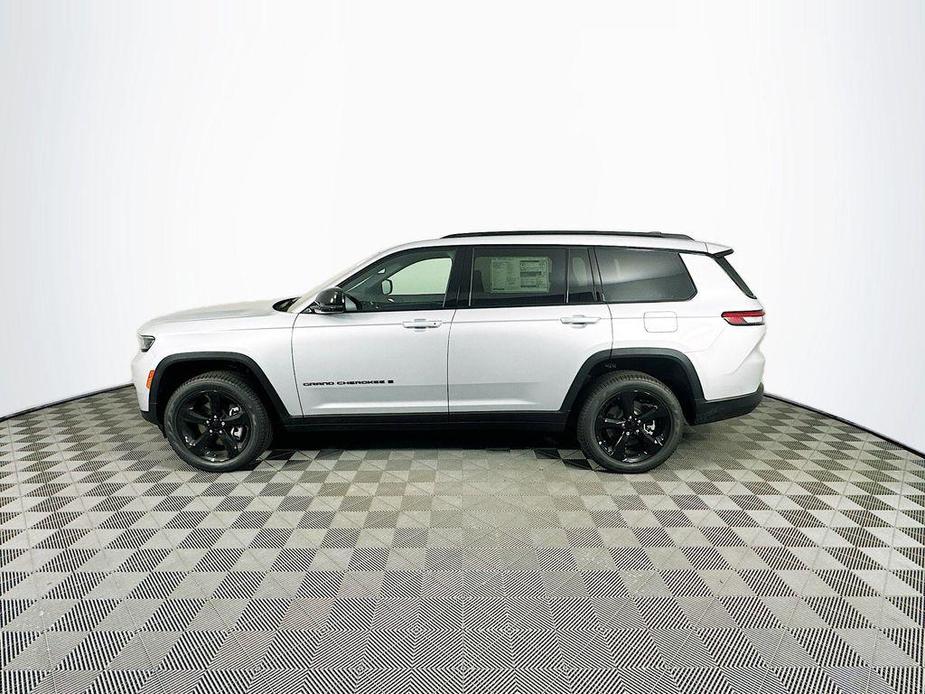 new 2024 Jeep Grand Cherokee L car, priced at $46,137