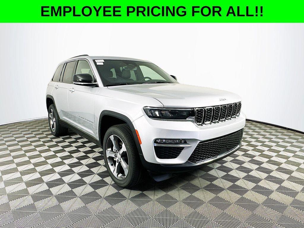 new 2025 Jeep Grand Cherokee car, priced at $47,750
