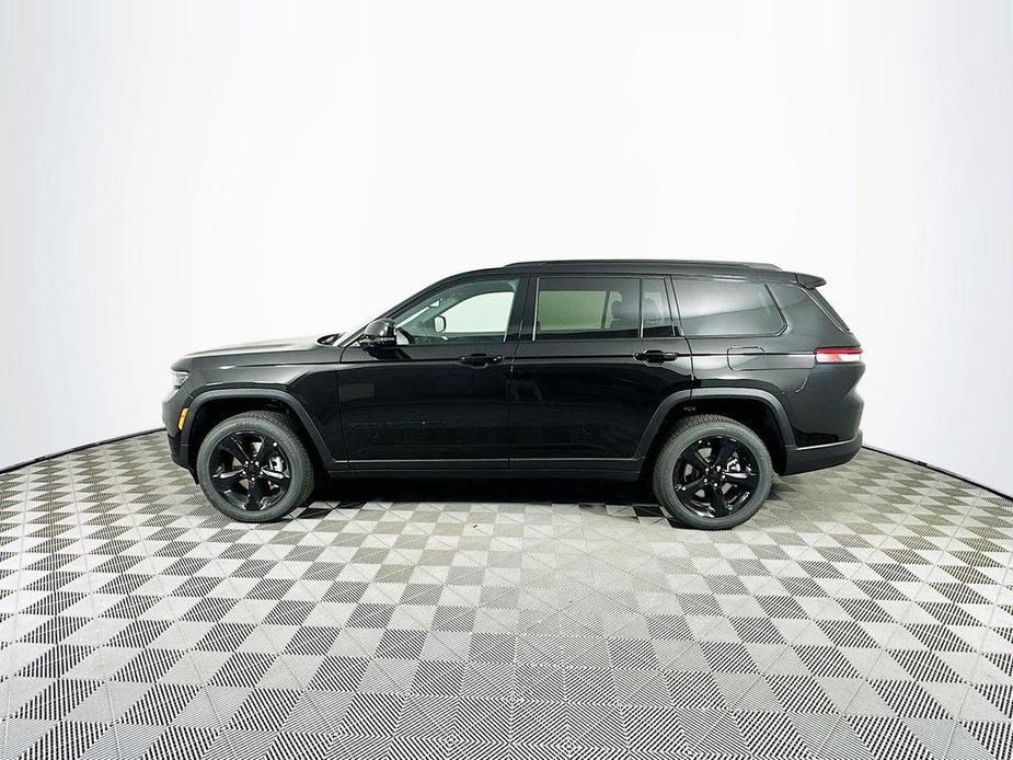 new 2024 Jeep Grand Cherokee L car, priced at $42,586