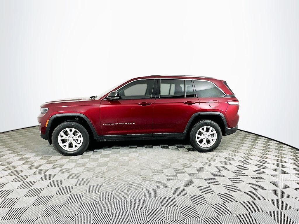 used 2023 Jeep Grand Cherokee car, priced at $34,944