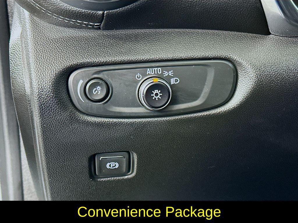 used 2024 Chevrolet Blazer car, priced at $24,899