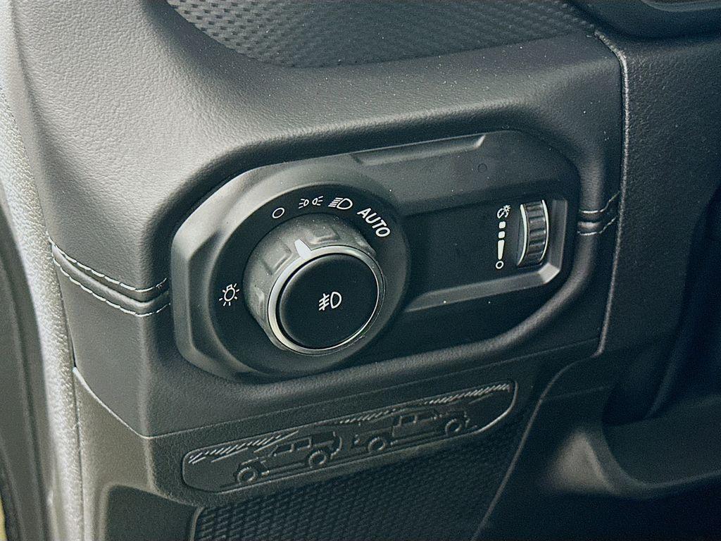 new 2025 Jeep Wrangler car, priced at $61,867