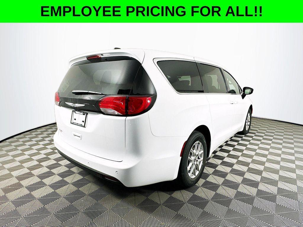 new 2025 Chrysler Voyager car, priced at $38,606