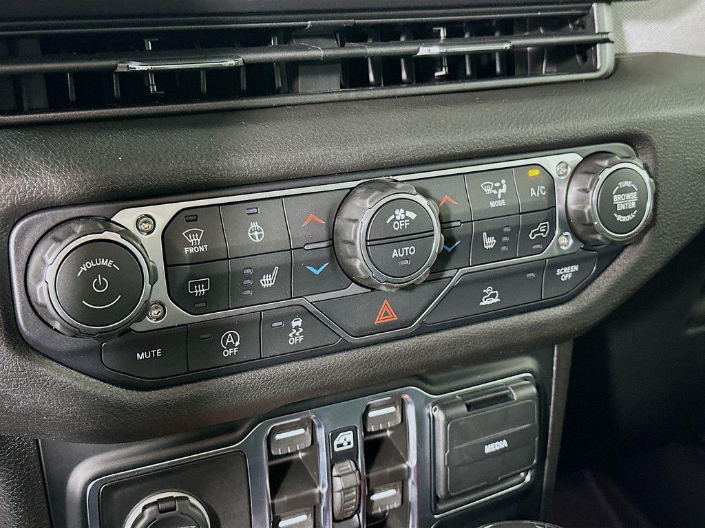 new 2026 Jeep Wrangler car, priced at $48,380